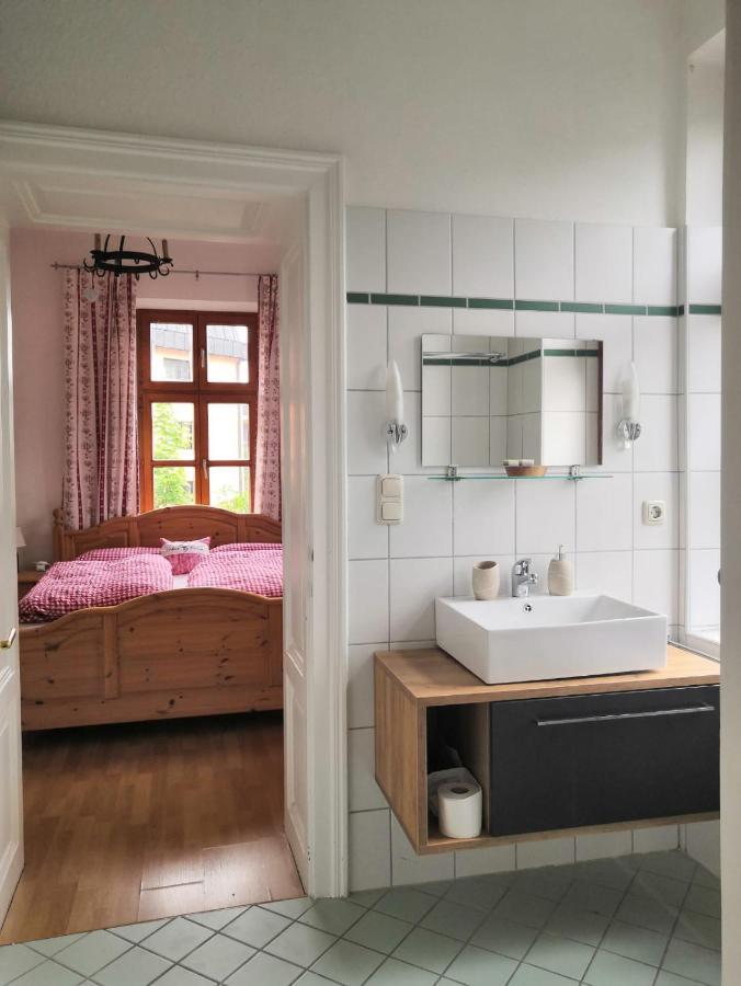 Ferienappartment Zum Gruenen Hirsch บาดอิสชิล ภายนอก รูปภาพ